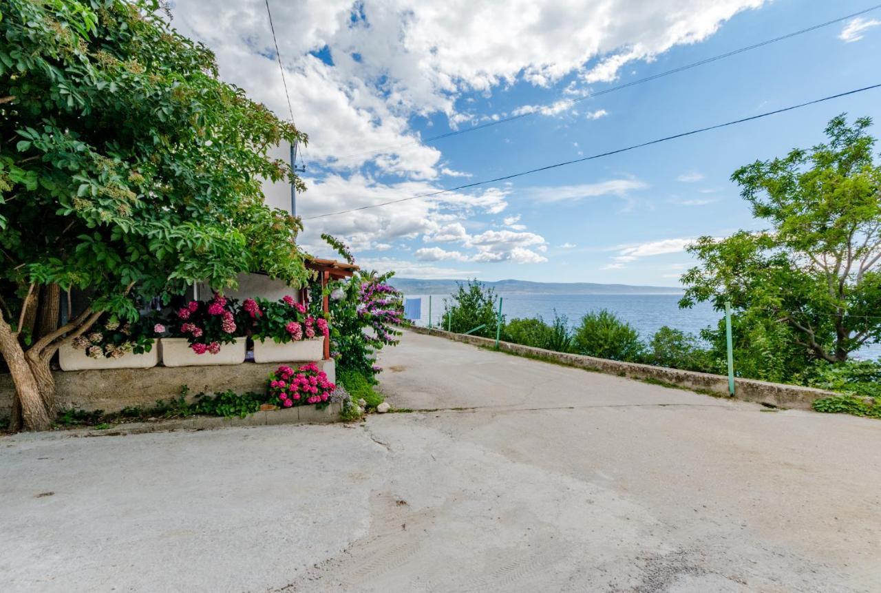 Apartment Nera Omiš Exteriör bild