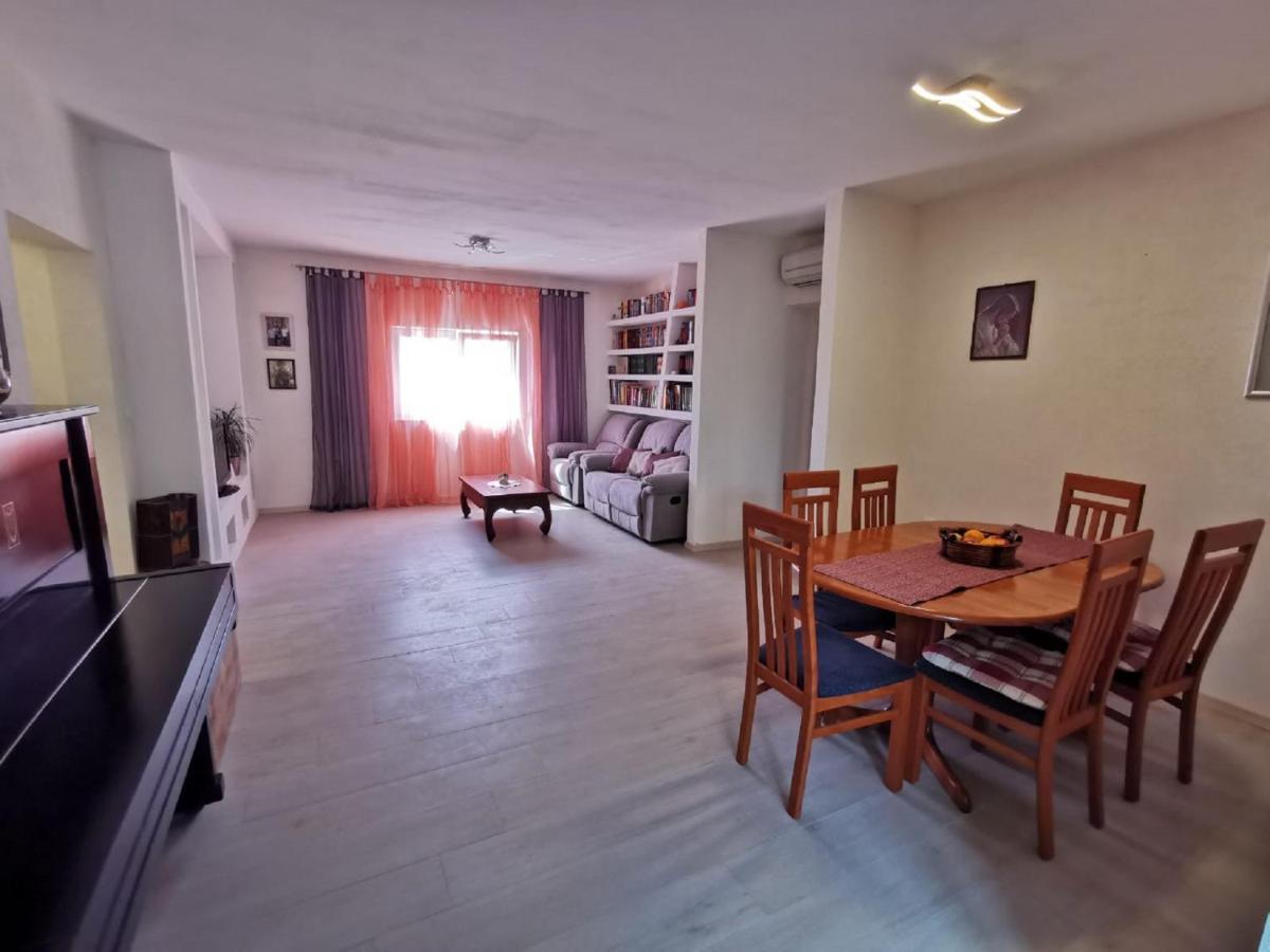 Apartment Nera Omiš Exteriör bild